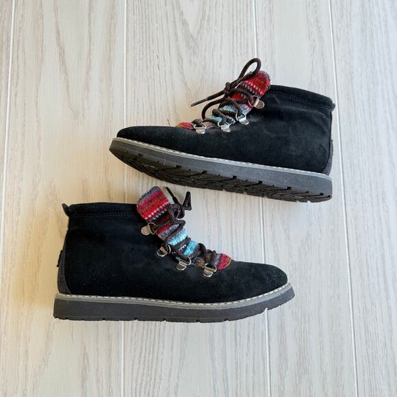 Skechers Bobs Women’s Size 5.5 Black Lace-Up Ankle Boots 34134 - Picture 2 of 8